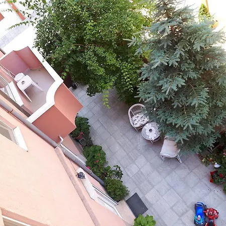 Art Orchidea Къща за гости